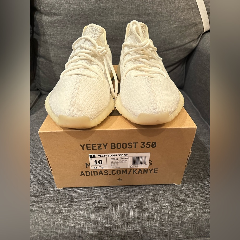 Yeezy Boost 350 Triple White